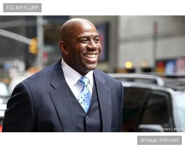 约翰逊季后赛大放异彩，魔术队领军再创佳绩