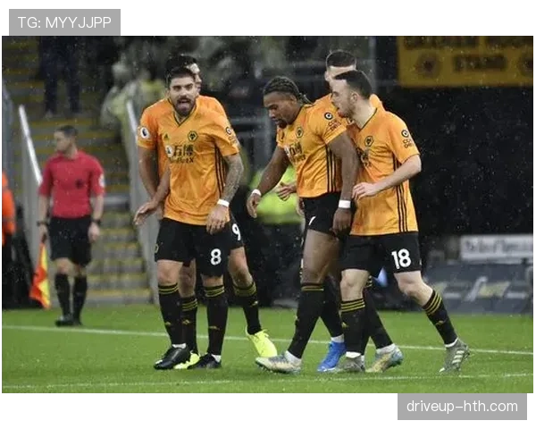 特劳雷状态回暖助球队斩获关键胜利，强势助力英超征程