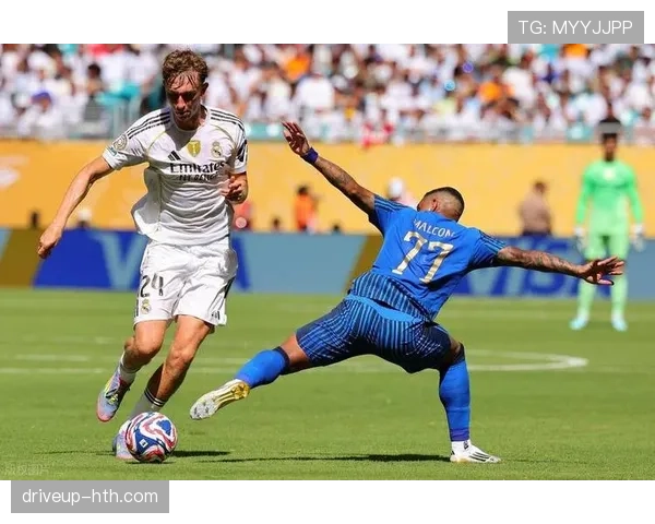 德甲转会市场风云再起:多队密集引援引爆阵容大洗牌 德甲转会市场风云再起:多队密集引援引爆阵容大洗牌