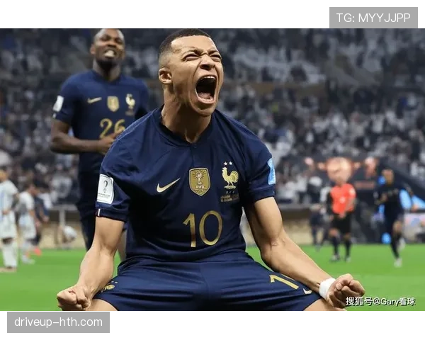 荷兰队欧洲杯全攻战术展现强劲竞争力